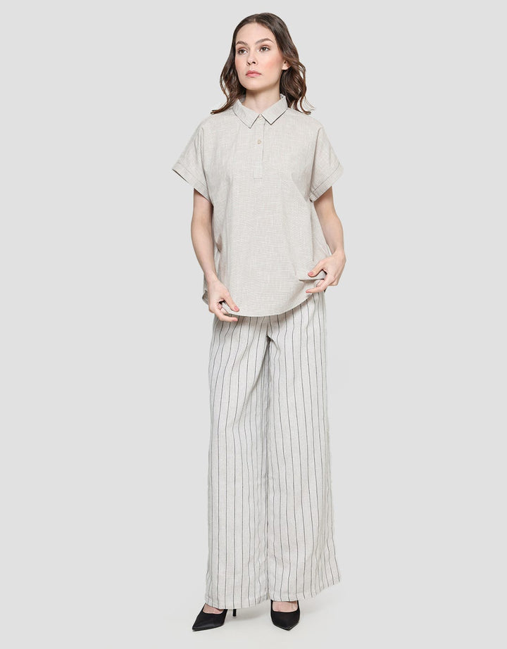 Connexion Dobby With Rolled Up Hand Blouse Wanita