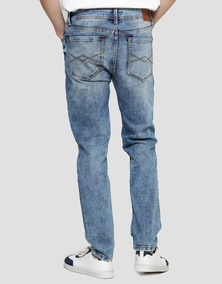 Nevada Ice Wash Celana Panjang Denim Slim Fit Pria