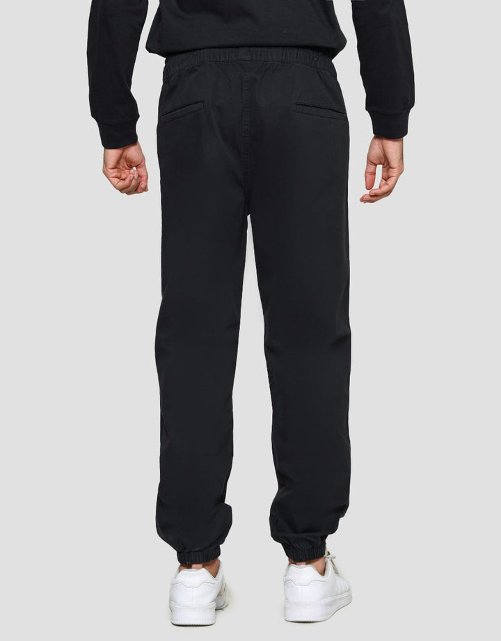 Nevada Woven Jogger Celana Pria