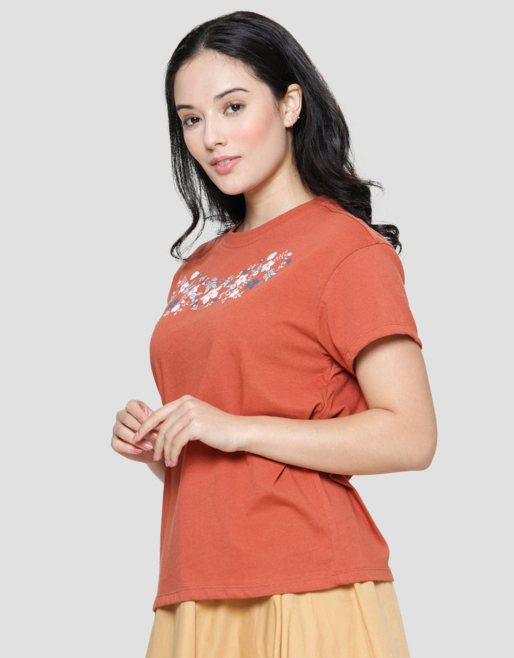 Connexion Rubber Center Kaos Wanita