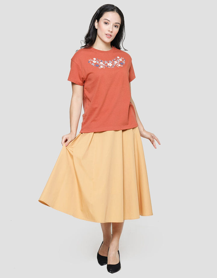 Connexion Rubber Center Kaos Wanita