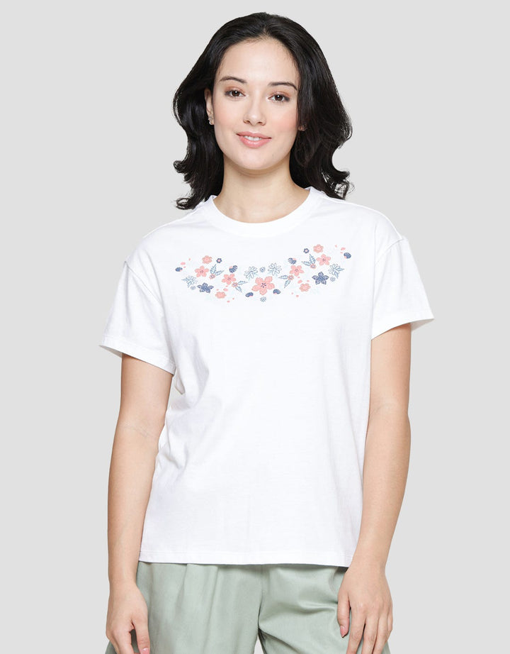 Connexion Rubber Center Kaos Wanita