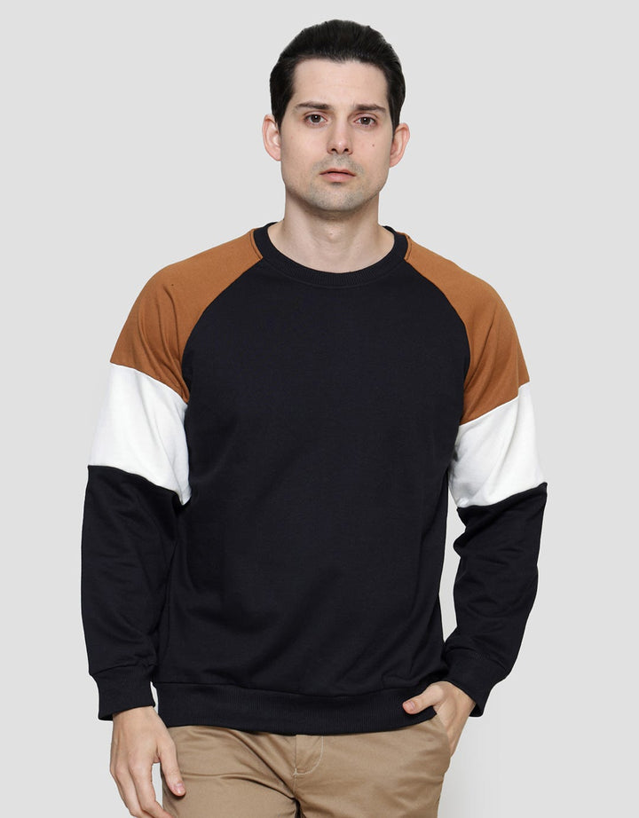 Details of Men's Solid Cut Neck Sweater