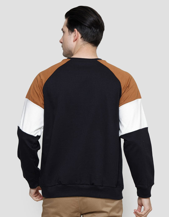Details of Men's Solid Cut Neck Sweater