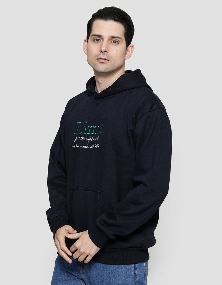 Details Hoodie Fit Wording Sweater Pria