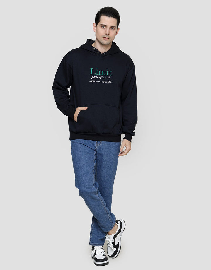 Details Hoodie Fit Wording Sweater Pria