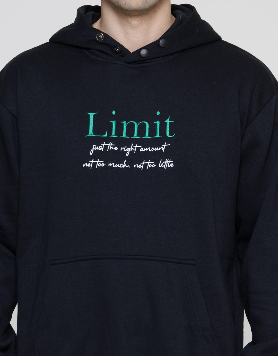 Details Hoodie Fit Wording Sweater Pria