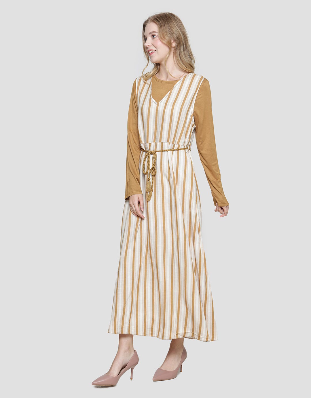 Expand Berva Overall Maxi Wanita