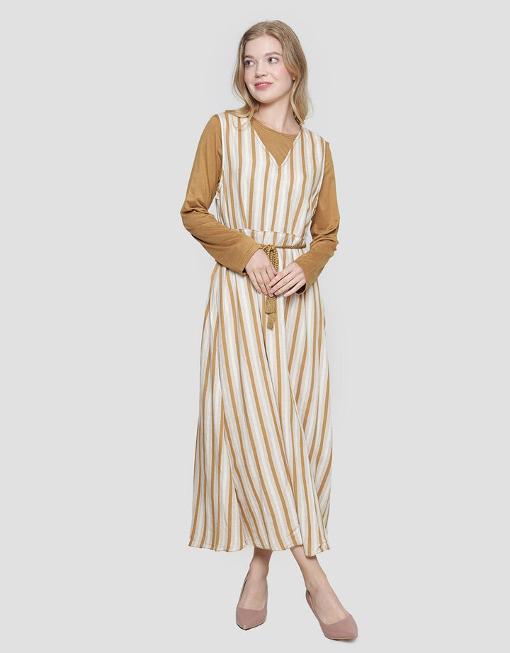 Expand Berva Overall Maxi Wanita