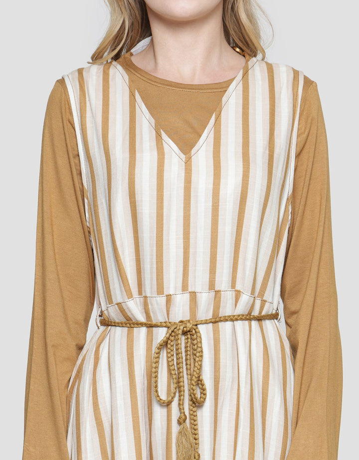 Expand Berva Overall Maxi Wanita
