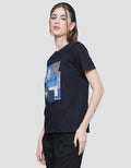 Details Denim Collage Kaos Casual Wanita