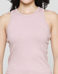Details Kaos Tanktop Basic Wanita