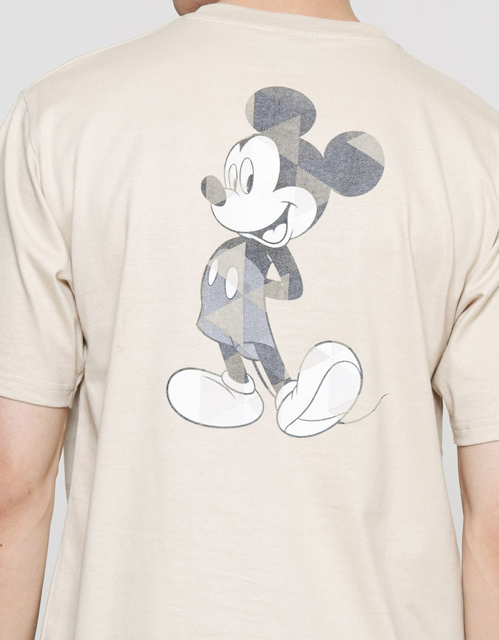 Disney Mickey Head Back Full Triangle Geometric Kaos Pria