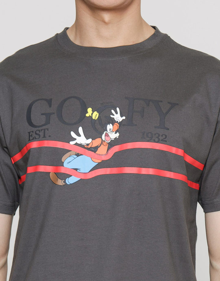 Disney Men's Short Sleeve T-Shirt Goofy Character Est 1932