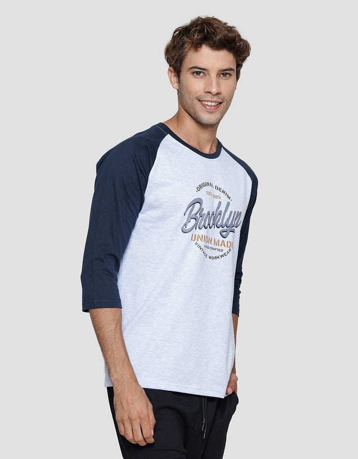 T Zone City Brooklyn Kaos Raglan 3/4 Pria