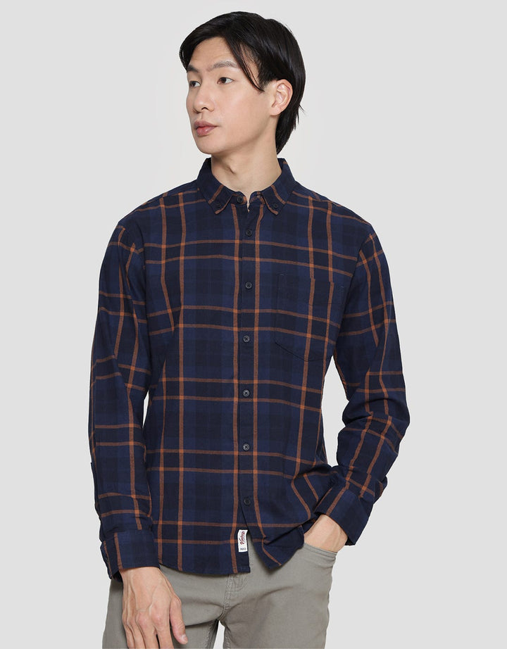 Triple Square Line Kemeja Slim Fit Pria