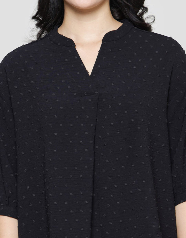 St. Yves Women's Polyester Dobby Blouse With Sleeve Cuff