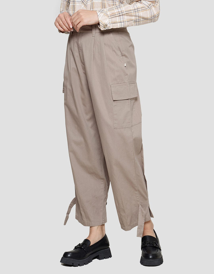 Triset Ladies Wide Cargo Women's Pants