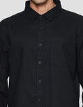 Nevada Kemeja Solid Fine Twill Pria