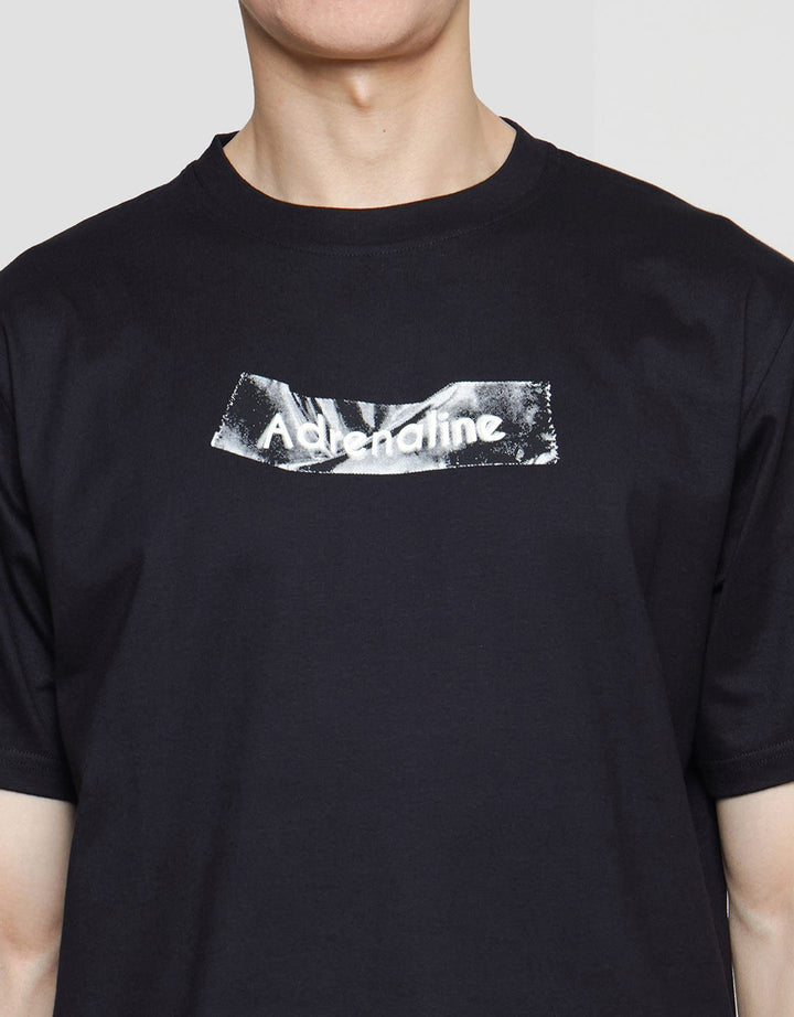 Nevada Adrenaline Print Kaos Pria