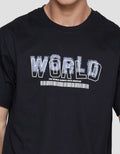 Nevada Wording World Print Kaos Pria