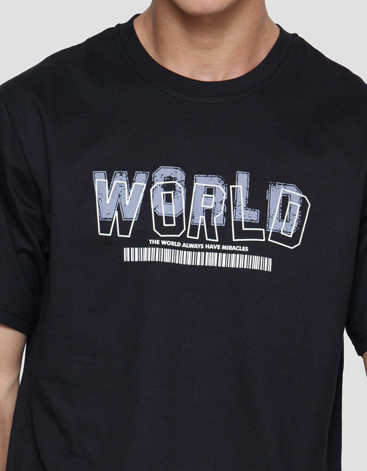 Nevada Wording World Print Kaos Pria