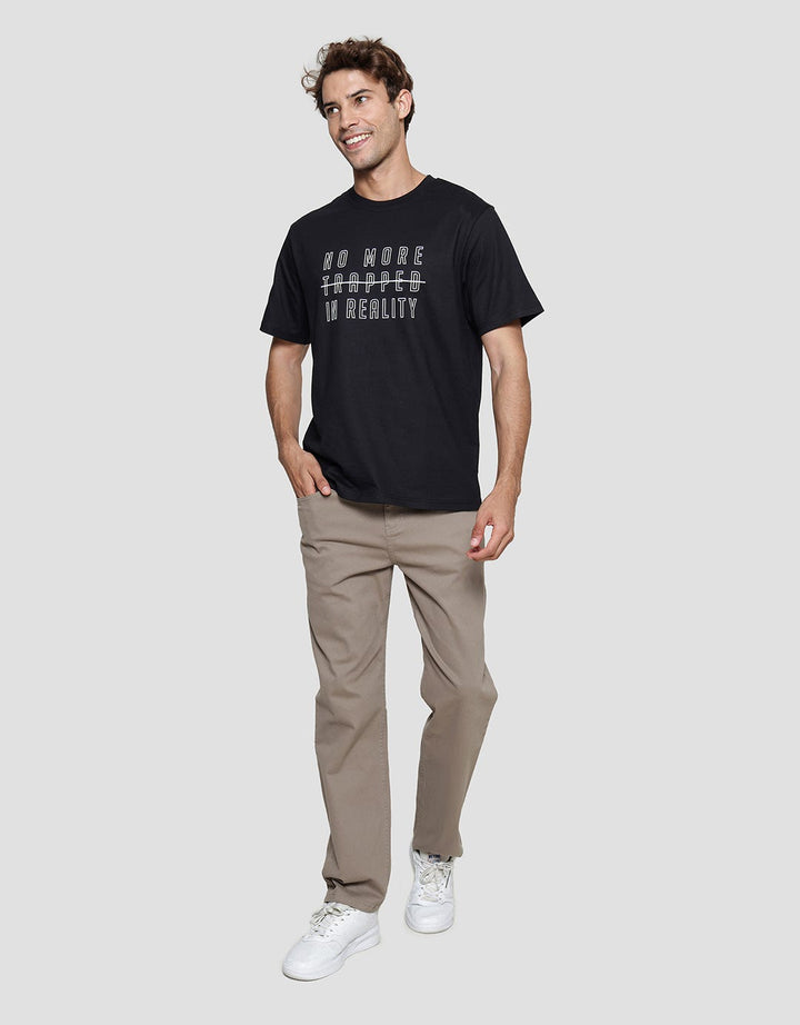 Nevada Wording Combed Print Kaos Pria