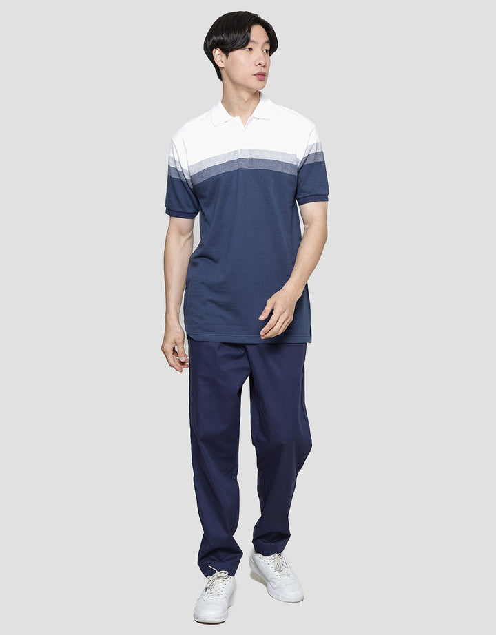 Cole Stripes At Chest Kaos Polo Pria
