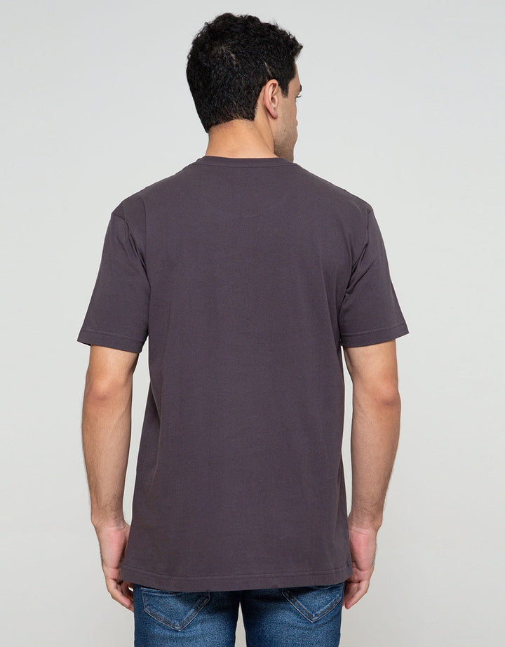 Cole Alive Dot Kaos Lengan Pendek Pria