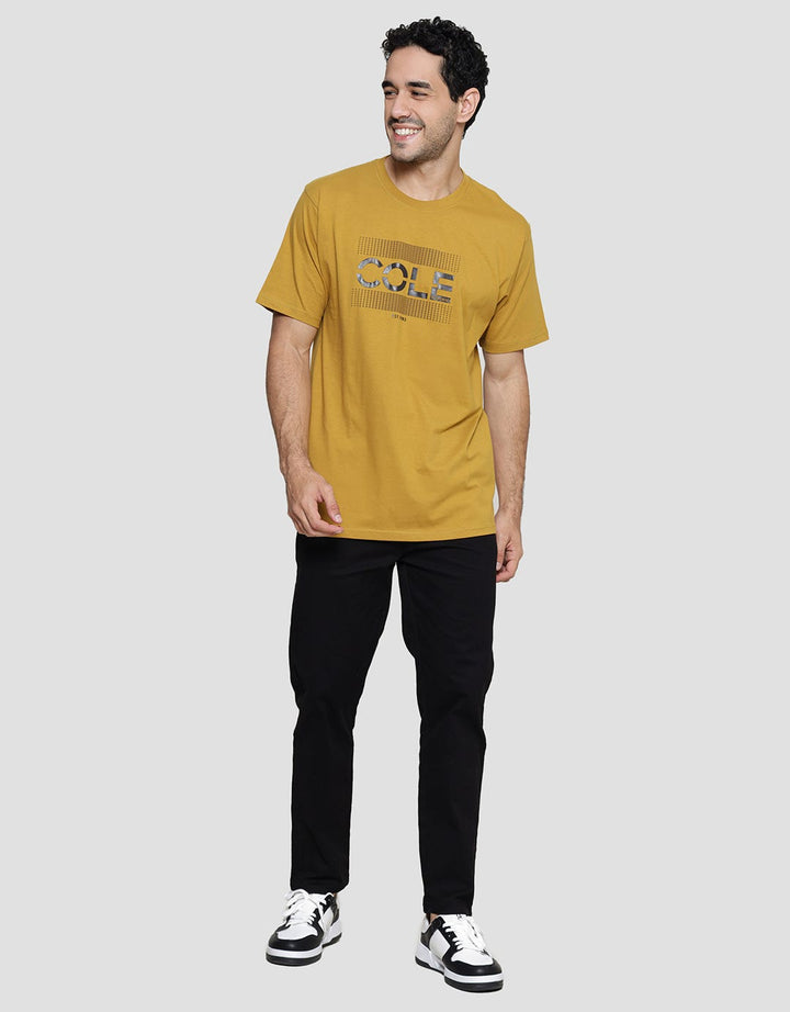 Cole Dotted Logo Kaos Casual Pria