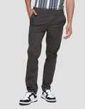 Nevada Woven Rubber Waist Celana Panjang Pria