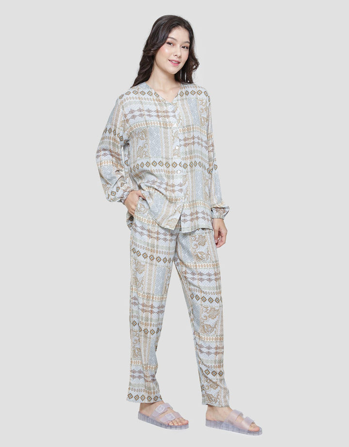 St. Yves Sweet Patched Baju Tidur Set Wanita