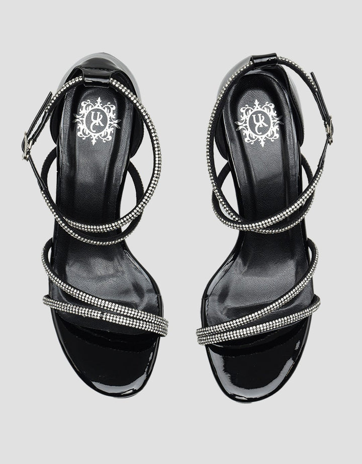 Yongki Komaladi Beads Strap Buckle Sandal Heels Wanita
