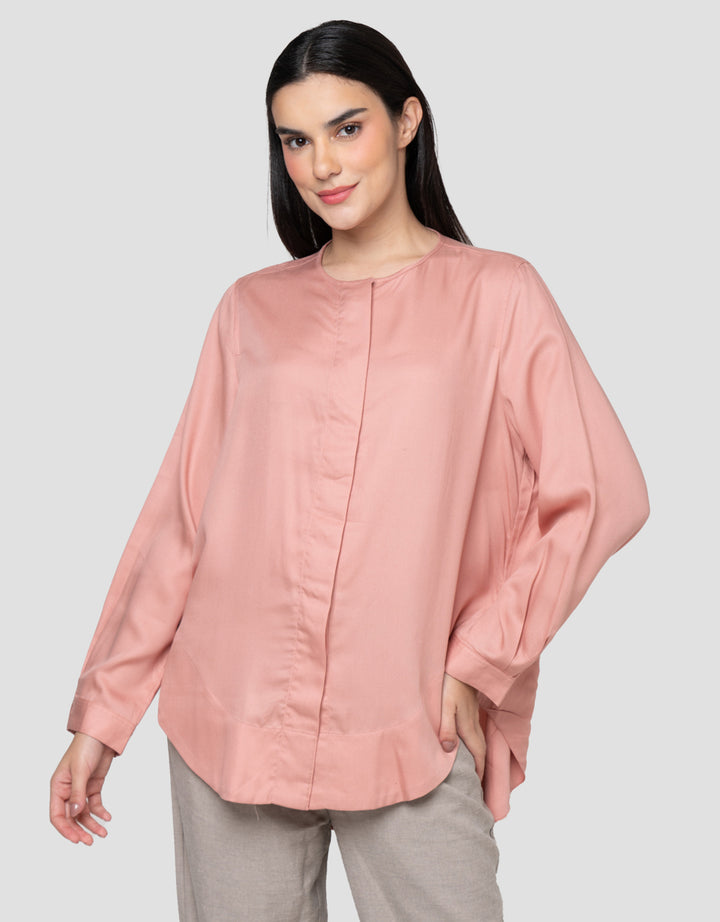 Cardinal Femme Hidden Button Kemeja Wanita