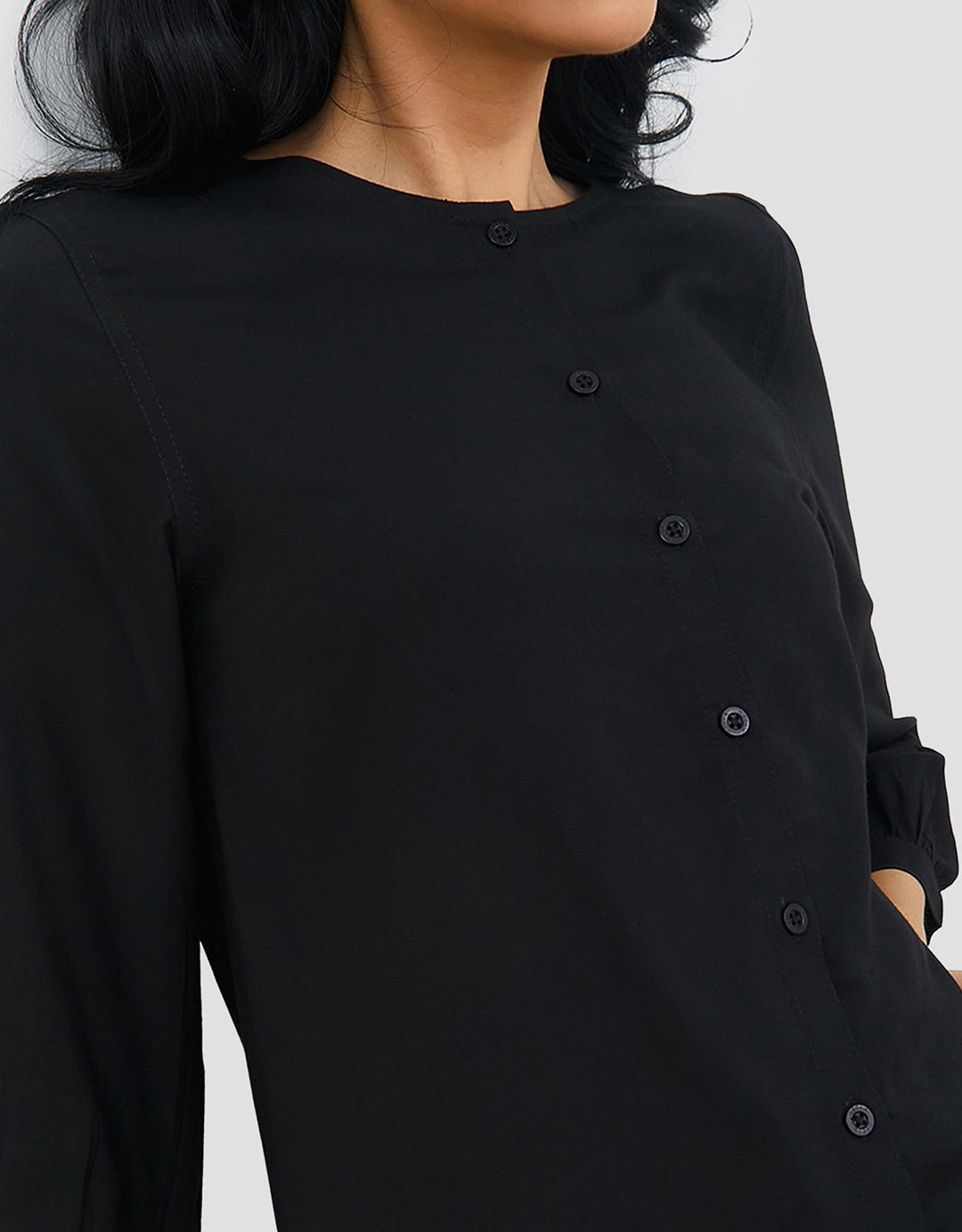 Geela Arwen Medium Blouse Women