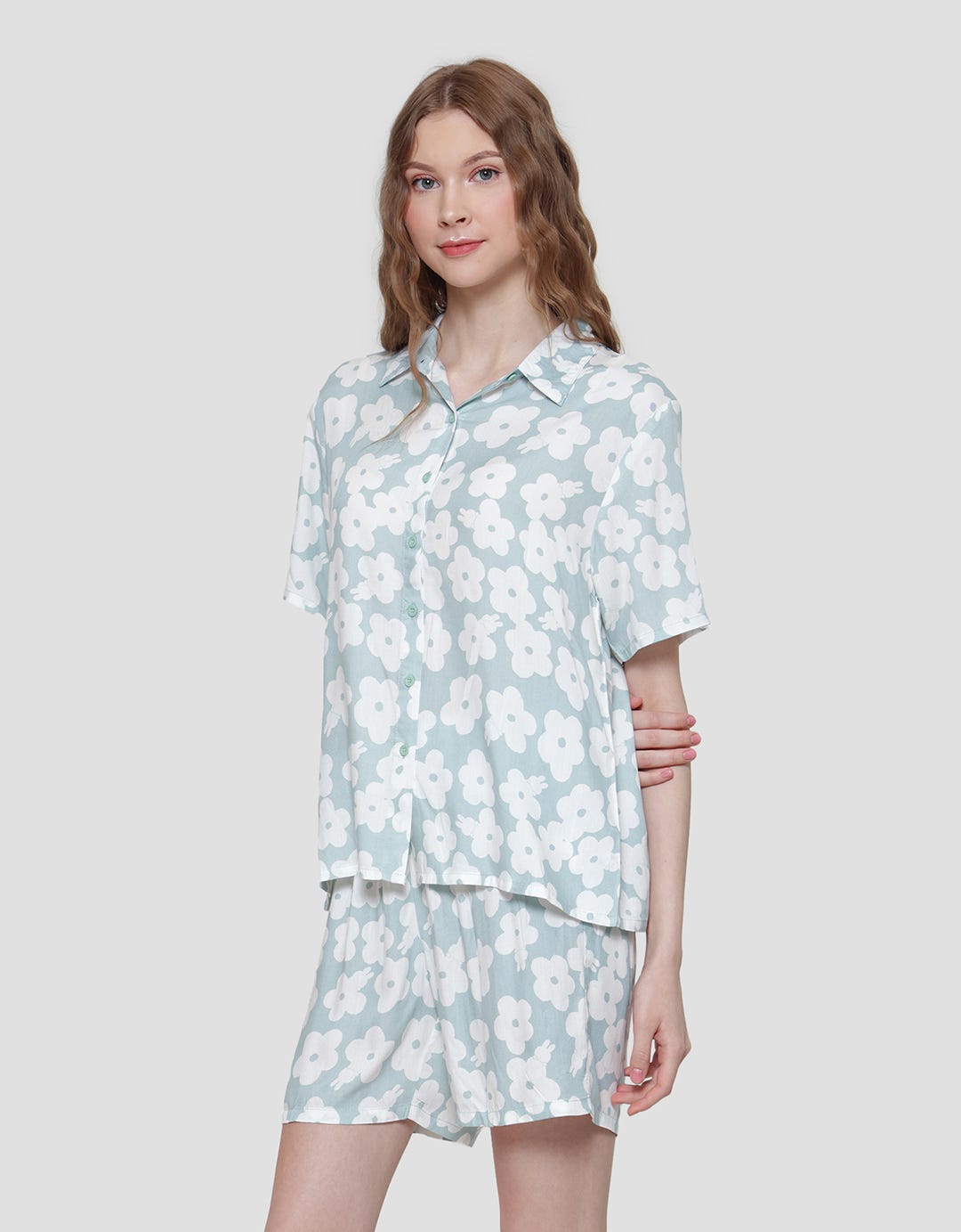 Nevada Bunny Flow Piyama Set Wanita