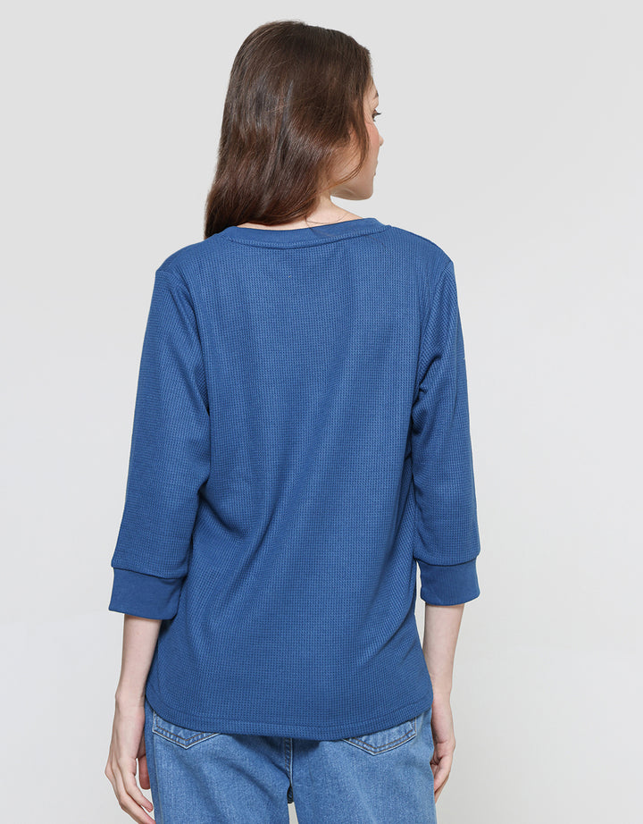 Connexion Waffle Plain Kaos Wanita