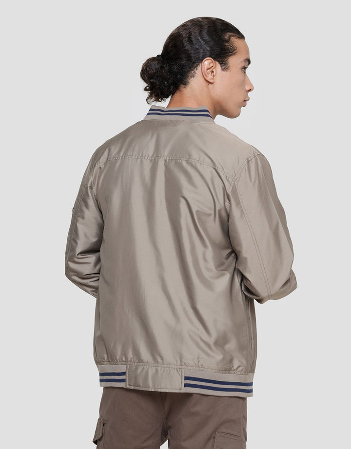 Nevada Woven Varsity Patches M Jaket Pria