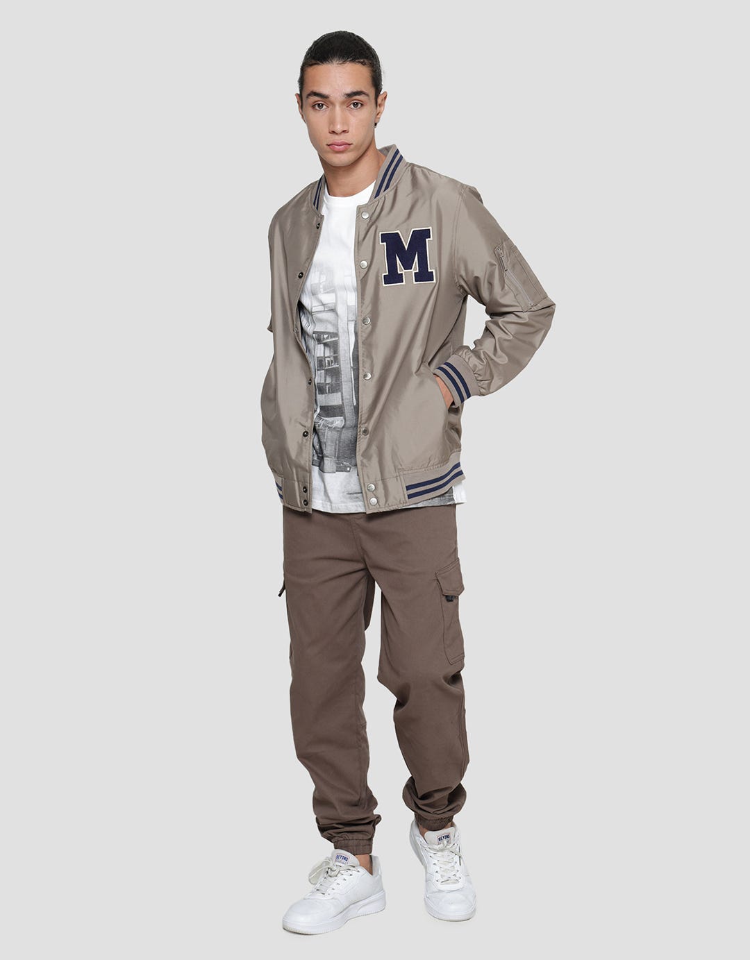 Nevada Woven Varsity Patches M Jaket Pria