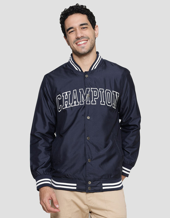 Nevada Outline Champion Print Jaket Woven Varsity Pria