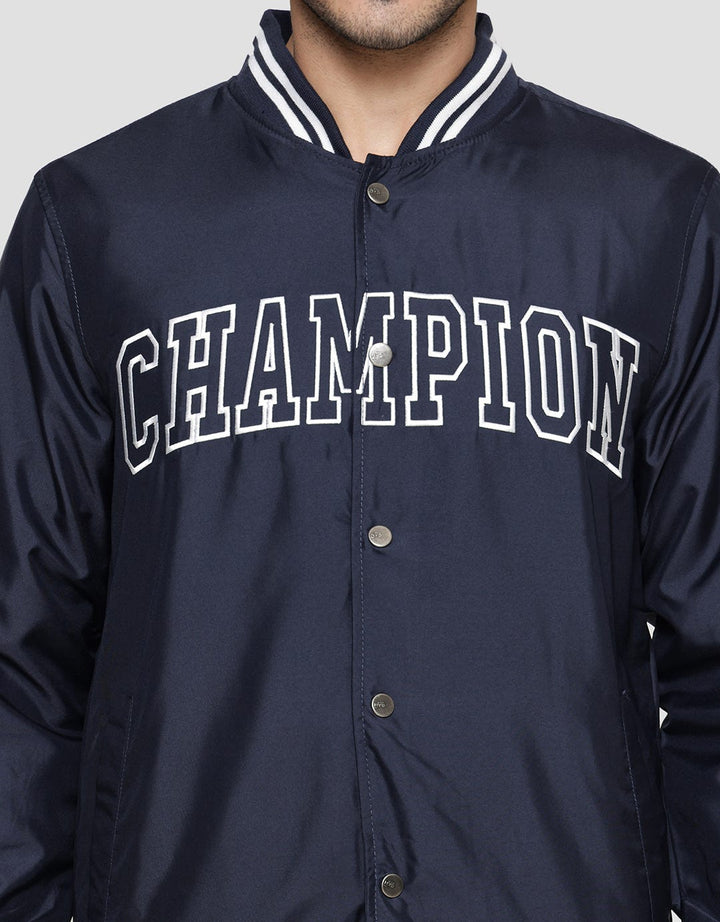 Nevada Outline Champion Print Jaket Woven Varsity Pria