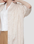 Details Light Fabric And All Over Print Blazer Wanita