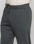 Nevada Print Focussed Celana Jogger Pria