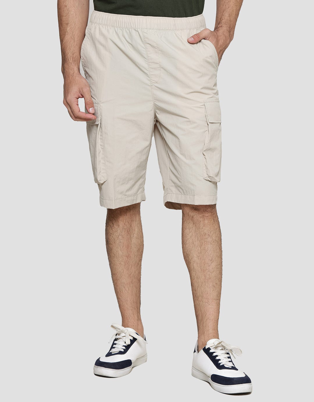 Details Hidden Zipper Regular Fit Men's Cargo Shorts