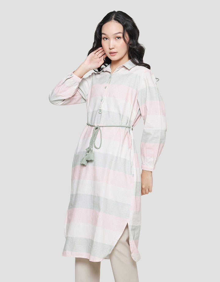 Expand Miu BlouseWanita