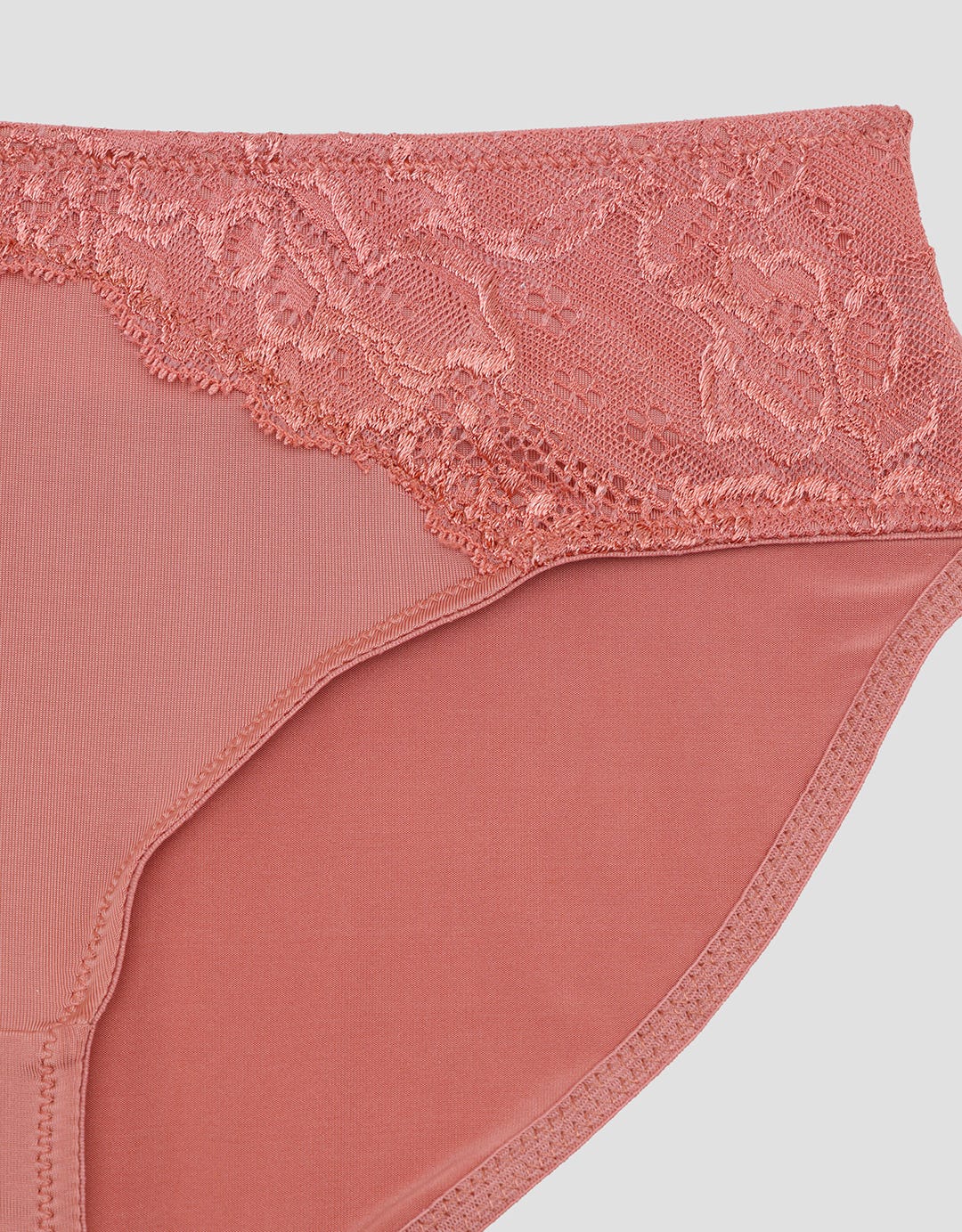 St. Yves Lace Celana Dalam Mini Wanita