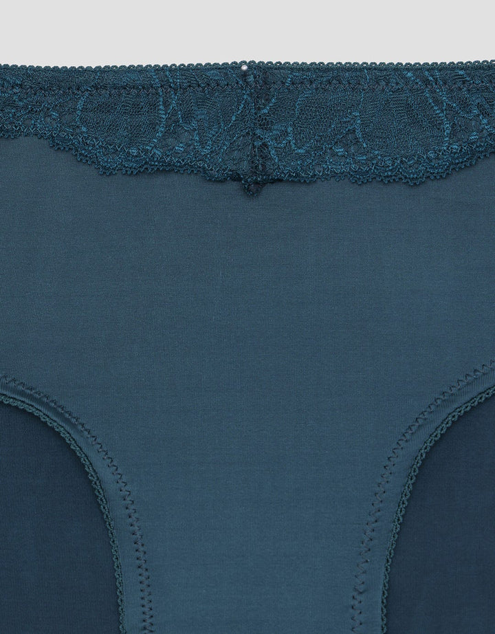 St. Yves Celana Dalam Midi Wanita