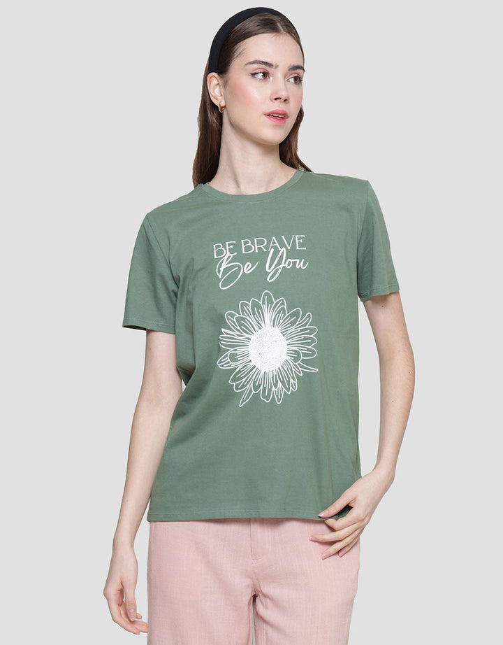 Details Print Be Brave Be You Kaos Lengan Pendek Regular Wanita