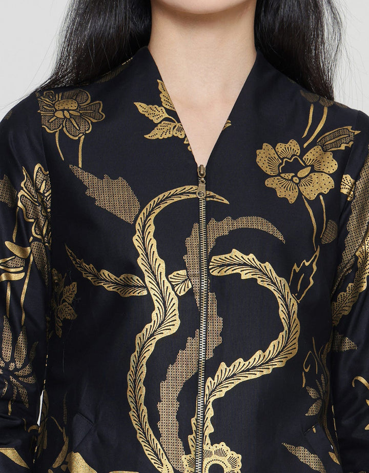 Arjunaweda Blouse Batik Motif Women