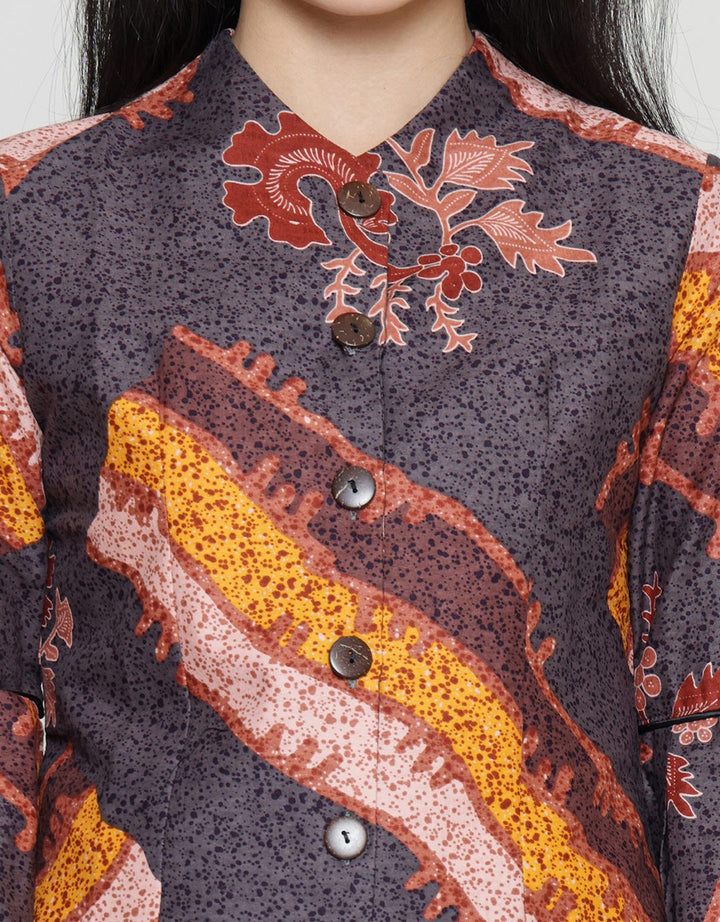 Arjuna Weda Modern Batik 20 Women's Blouse